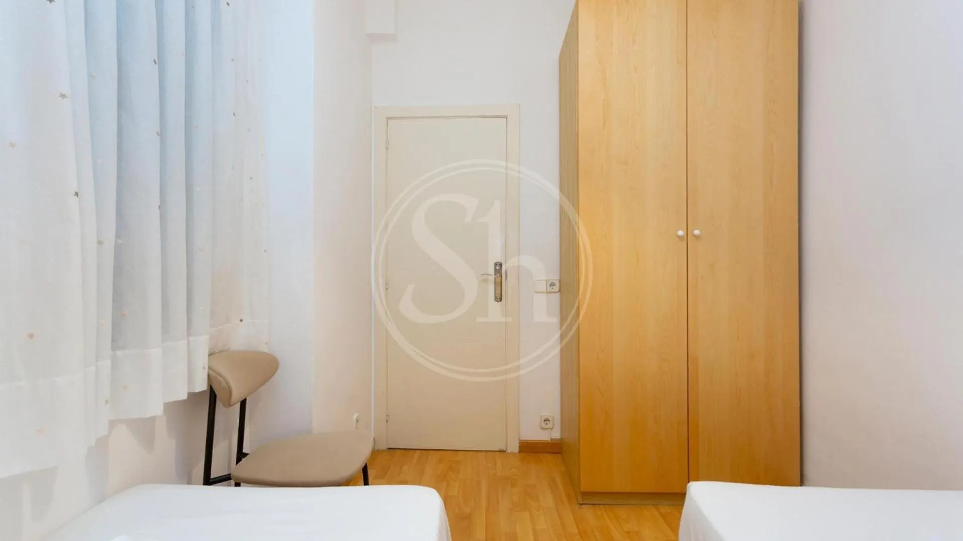 Practico Apartamento Junto A Estacion De Sants Βαρκελώνη